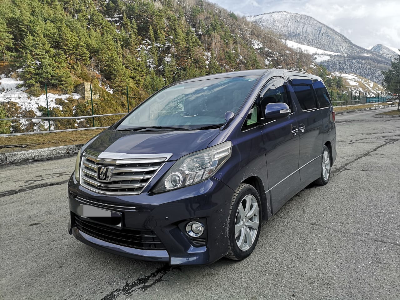 Трансфер Владикавказ Цхинвал на Toyota Alphard